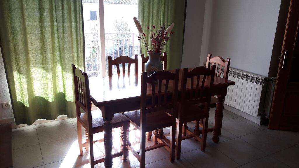 Apartamentos Rascafria Cerquilla Exteriör bild