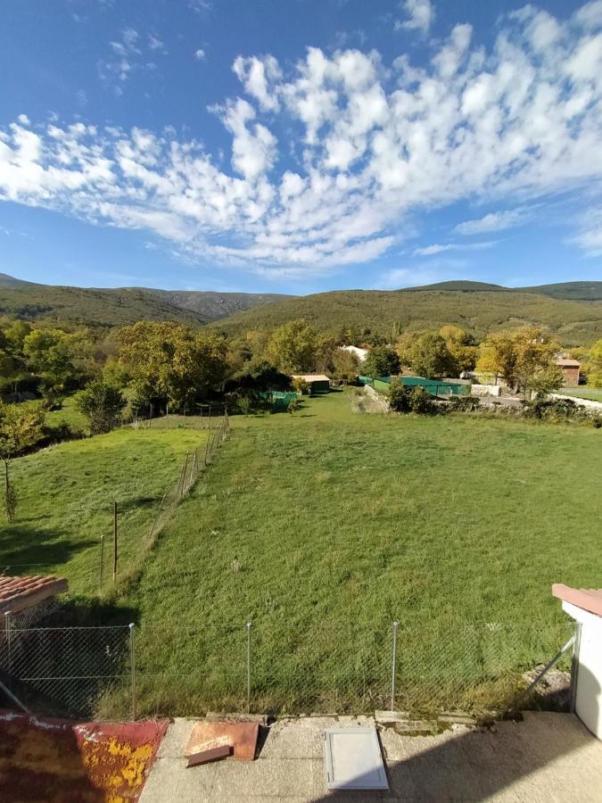 Apartamentos Rascafria Cerquilla Exteriör bild